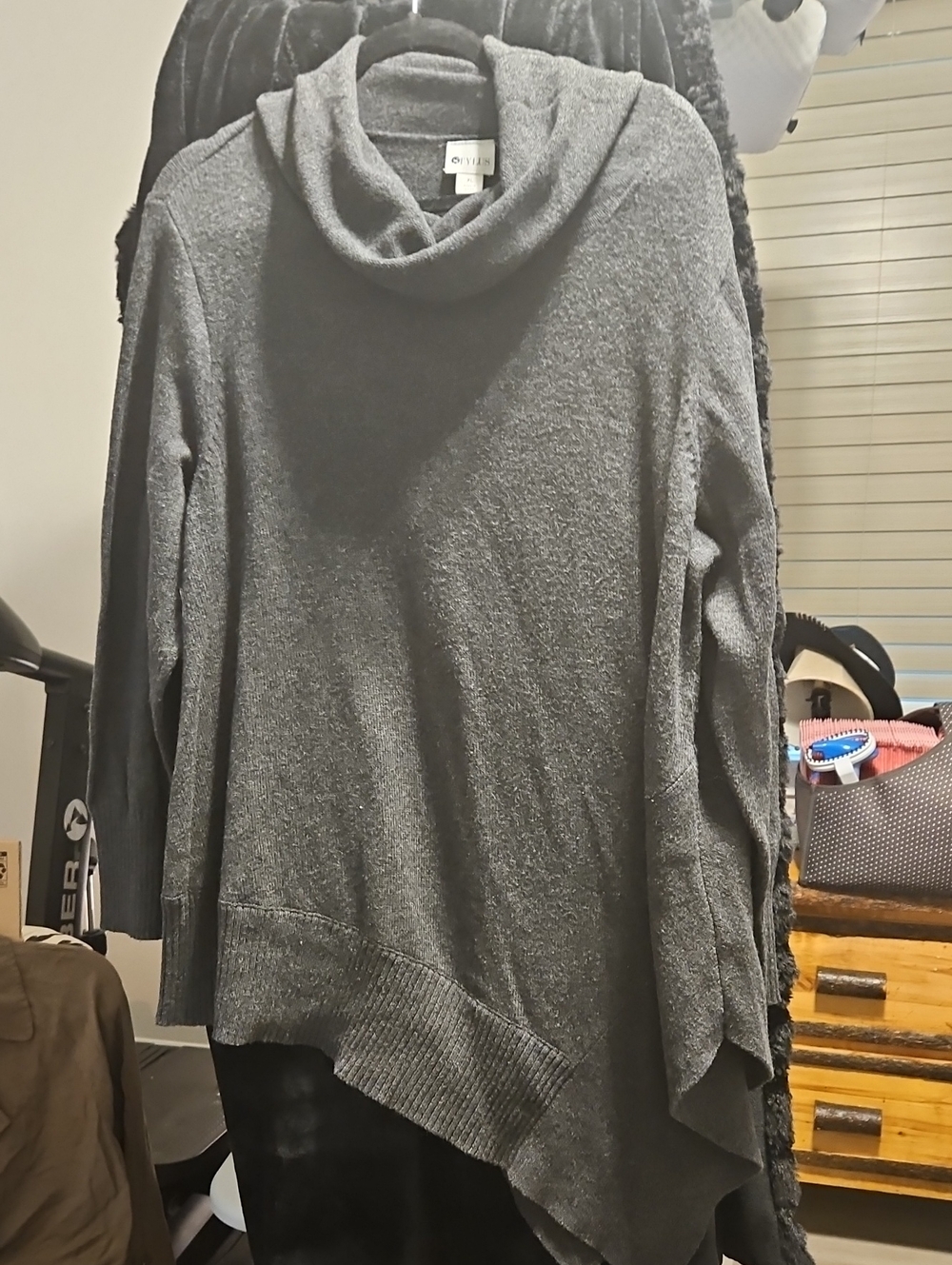 STYLUS Gray Cowl Neck Asymmetric Hem Sweater